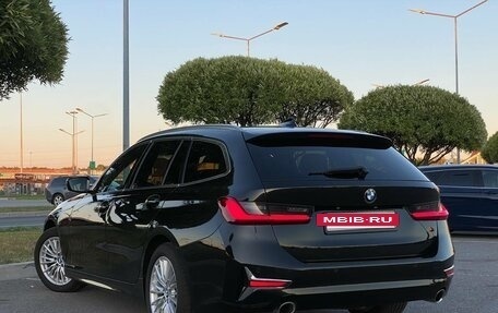 BMW 3 серия, 2019 год, 2 900 900 рублей, 2 фотография