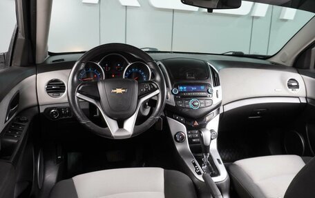 Chevrolet Cruze II, 2013 год, 769 000 рублей, 6 фотография