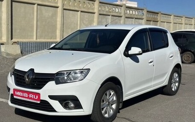 Renault Sandero II рестайлинг, 2019 год, 870 000 рублей, 1 фотография