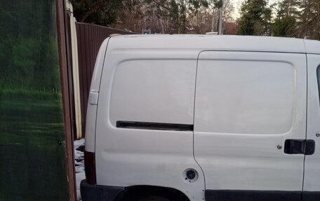 Peugeot Partner II рестайлинг 2, 2010 год, 310 000 рублей, 4 фотография