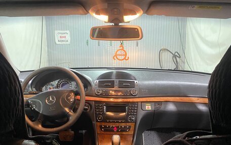 Mercedes-Benz E-Класс, 2003 год, 640 000 рублей, 12 фотография