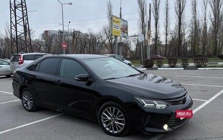 Toyota Camry, 2016 год, 2 100 000 рублей, 2 фотография