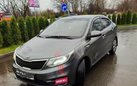 KIA Rio III рестайлинг, 2016 год, 599 999 рублей, 3 фотография