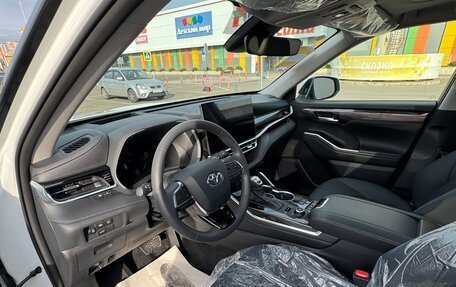 Toyota Highlander, 2025 год, 5 895 000 рублей, 12 фотография