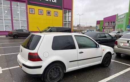 Volkswagen Golf IV, 1998 год, 240 000 рублей, 2 фотография
