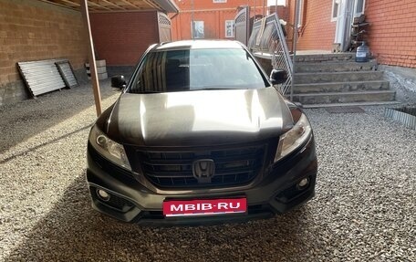 Honda Crosstour I рестайлинг, 2014 год, 1 300 000 рублей, 1 фотография