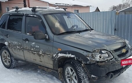 Chevrolet Niva I рестайлинг, 2011 год, 380 000 рублей, 4 фотография