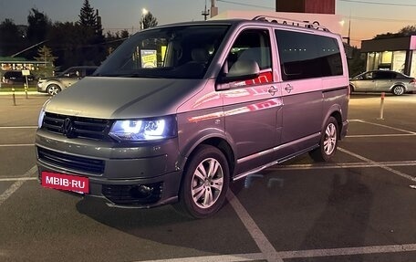 Volkswagen Multivan T5, 2010 год, 2 350 000 рублей, 5 фотография