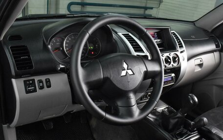 Mitsubishi Pajero Sport II рестайлинг, 2012 год, 1 599 000 рублей, 6 фотография