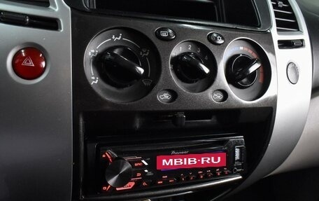 Mitsubishi Pajero Sport II рестайлинг, 2012 год, 1 599 000 рублей, 12 фотография