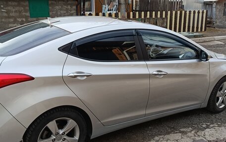 Hyundai Avante, 2010 год, 850 000 рублей, 3 фотография