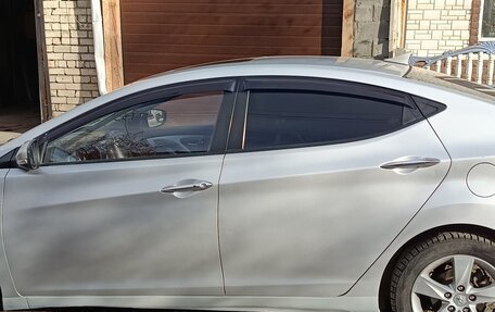 Hyundai Avante, 2010 год, 850 000 рублей, 5 фотография