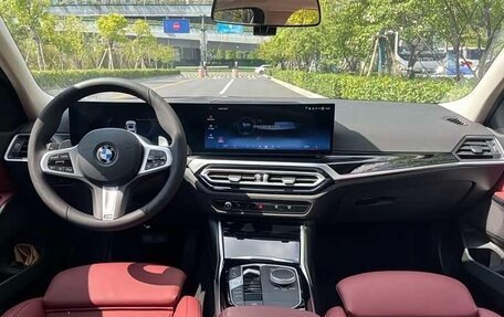 BMW 3 серия, 2024 год, 3 710 032 рублей, 13 фотография