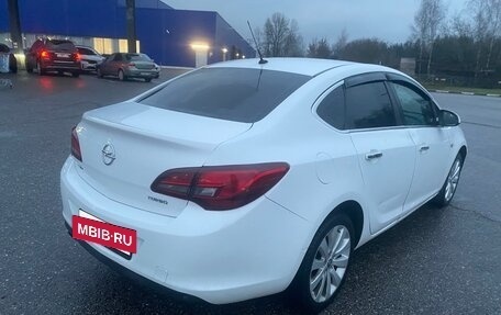 Opel Astra J, 2013 год, 600 000 рублей, 6 фотография
