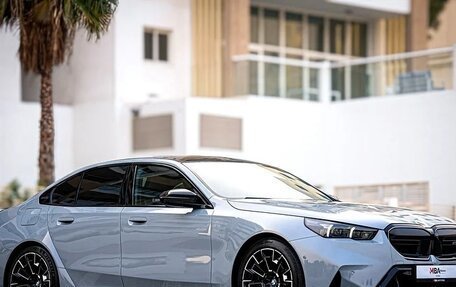 BMW M5, 2025 год, 17 290 032 рублей, 4 фотография