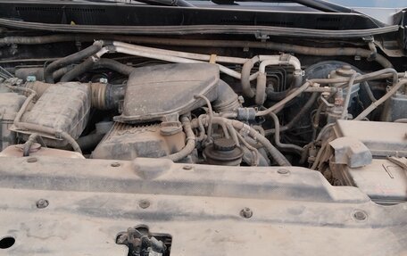 Toyota Land Cruiser Prado 150 рестайлинг 2, 2011 год, 2 849 091 рублей, 8 фотография