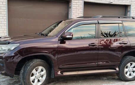 Toyota Land Cruiser Prado 150 рестайлинг 2, 2011 год, 2 849 091 рублей, 6 фотография