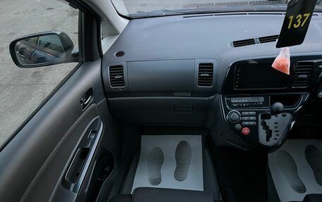 Toyota Wish II, 2005 год, 829 000 рублей, 19 фотография
