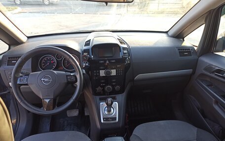 Opel Zafira B, 2011 год, 650 000 рублей, 11 фотография