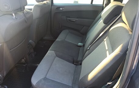 Opel Zafira B, 2011 год, 650 000 рублей, 10 фотография