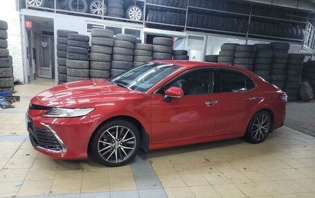 Toyota Camry, 2021 год, 3 150 000 рублей, 3 фотография
