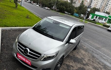 Mercedes-Benz V-Класс, 2015 год, 3 430 000 рублей, 5 фотография