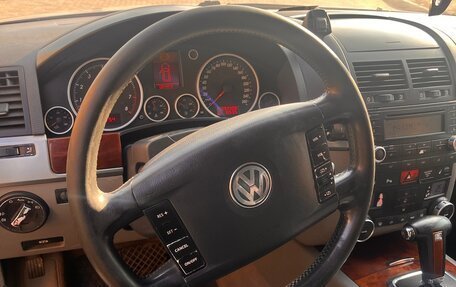 Volkswagen Touareg III, 2004 год, 760 000 рублей, 8 фотография