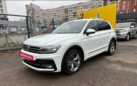 Volkswagen Tiguan II, 2021 год, 3 000 000 рублей, 4 фотография