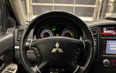 Mitsubishi Pajero IV, 2011 год, 2 170 000 рублей, 23 фотография