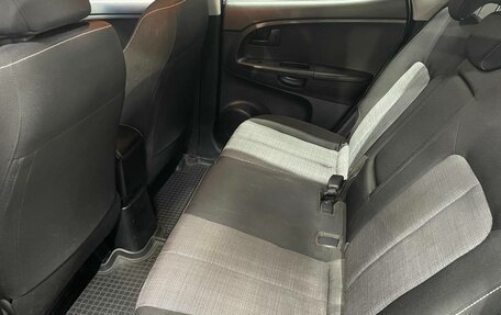 KIA Venga I, 2012 год, 850 000 рублей, 14 фотография