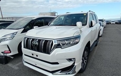 Toyota Land Cruiser Prado 150 рестайлинг 2, 2022 год, 4 780 000 рублей, 1 фотография
