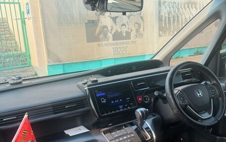 Honda Stepwgn IV, 2019 год, 2 250 000 рублей, 12 фотография