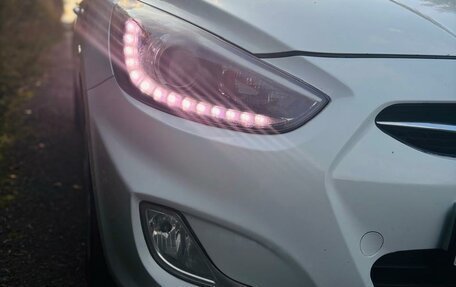 Hyundai Solaris II рестайлинг, 2013 год, 595 000 рублей, 8 фотография