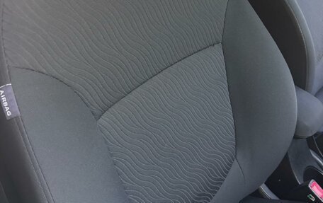 Hyundai Solaris II рестайлинг, 2013 год, 595 000 рублей, 20 фотография