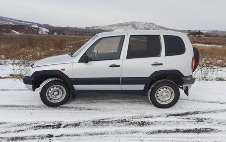 Chevrolet Niva I рестайлинг, 2004 год, 270 000 рублей, 3 фотография