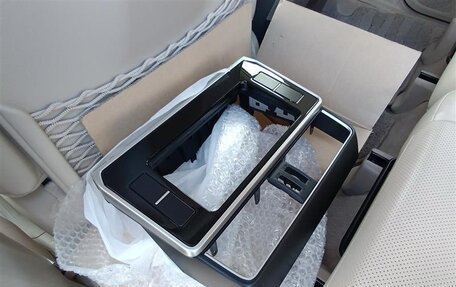 Toyota Land Cruiser Prado 150 рестайлинг 2, 2022 год, 4 780 000 рублей, 6 фотография