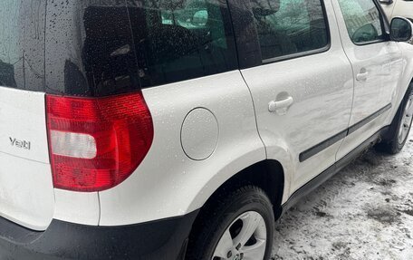 Skoda Yeti I рестайлинг, 2013 год, 1 150 000 рублей, 19 фотография