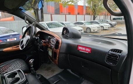 Hyundai Starex I рестайлинг, 2001 год, 795 000 рублей, 14 фотография