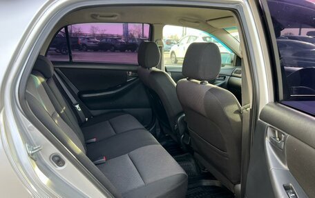 Toyota Corolla, 2002 год, 759 000 рублей, 18 фотография