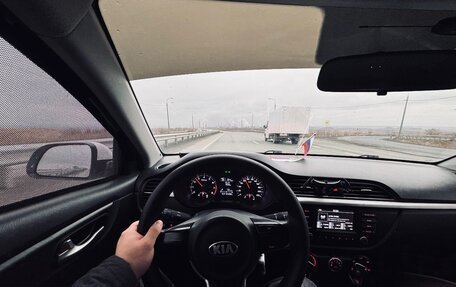 KIA Rio IV, 2019 год, 1 050 000 рублей, 2 фотография