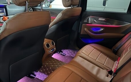 Mercedes-Benz E-Класс, 2020 год, 4 600 000 рублей, 7 фотография