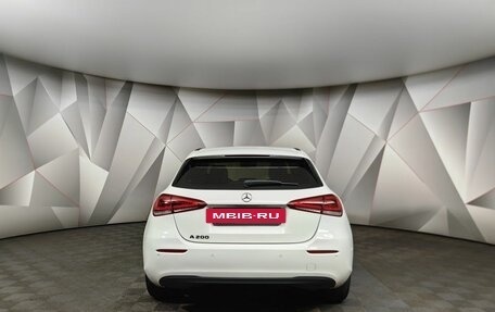 Mercedes-Benz A-Класс, 2019 год, 2 550 000 рублей, 8 фотография