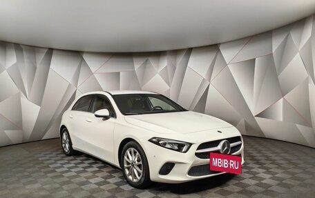 Mercedes-Benz A-Класс, 2019 год, 2 550 000 рублей, 3 фотография