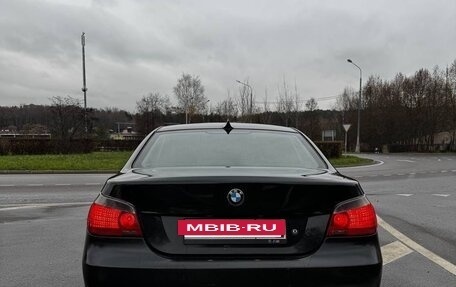 BMW 5 серия, 2005 год, 870 000 рублей, 8 фотография