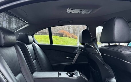 BMW 5 серия, 2005 год, 870 000 рублей, 19 фотография