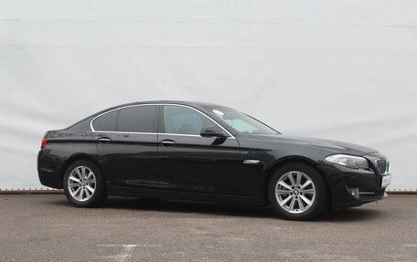 BMW 5 серия, 2011 год, 1 370 000 рублей, 3 фотография