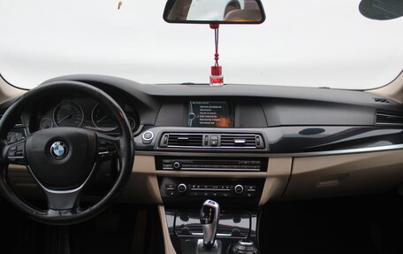 BMW 5 серия, 2011 год, 1 370 000 рублей, 15 фотография