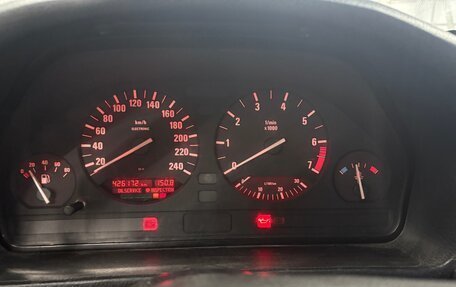 BMW 5 серия, 1990 год, 240 000 рублей, 11 фотография