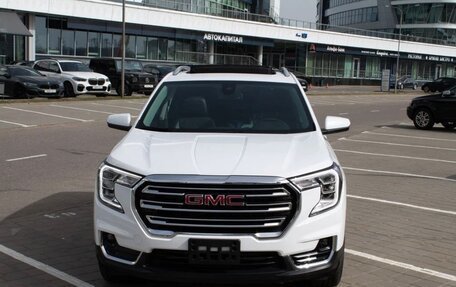 GMC Terrain, 2022 год, 3 000 000 рублей, 2 фотография