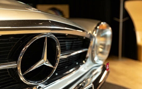 Mercedes-Benz SL-Класс, 1970 год, 14 400 000 рублей, 6 фотография